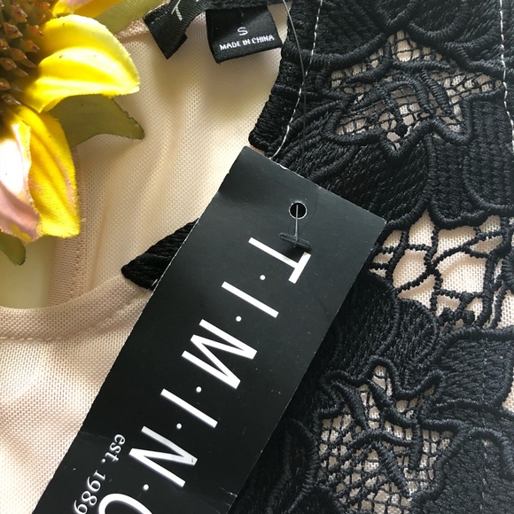 Sheer-Nude/ Black V Floral Lace Print Body Suit - Picture 5 of 8